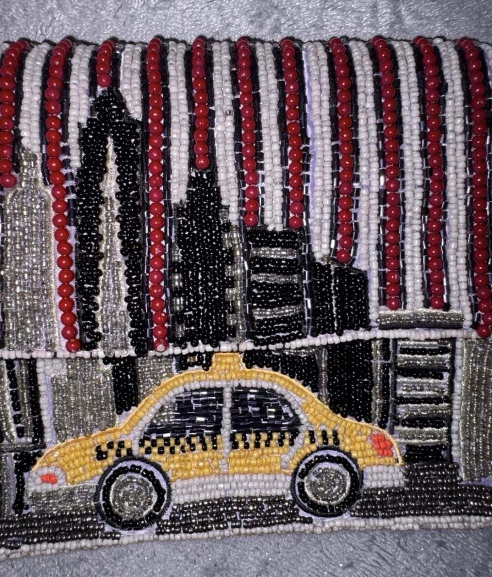 Viral Beaded New York City Taxi Shoulder Bag - Picture 3 of 5